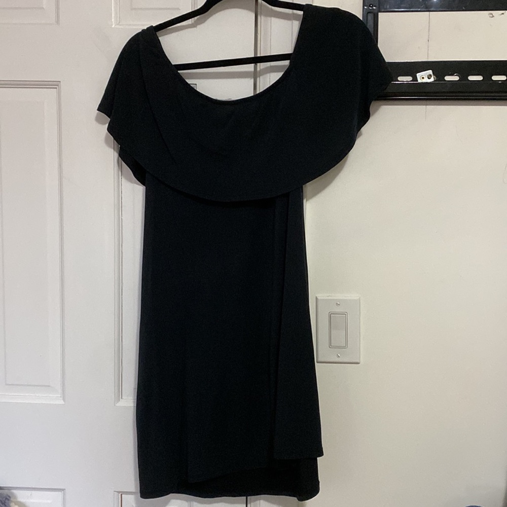 Off The Shoulder Basic Black Dress - image 4